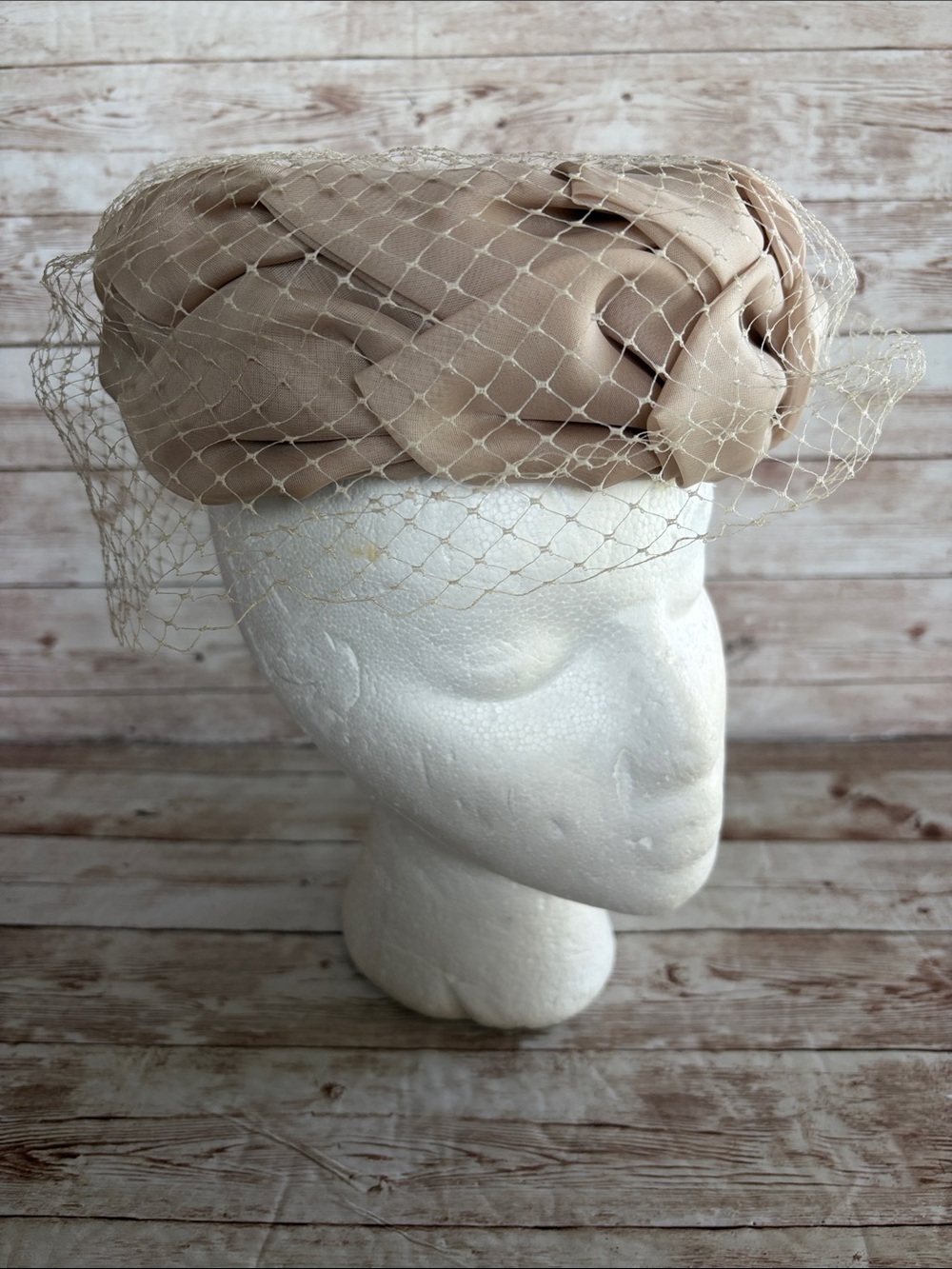 Vintage Beige Veiled Pillbox Hat